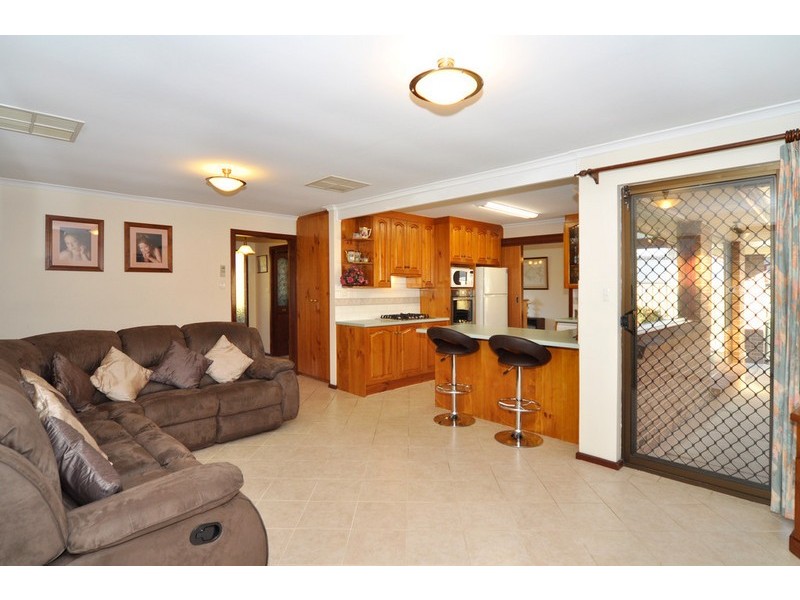 13 Musgrave Avenue, Aberfoyle Park SA 5159