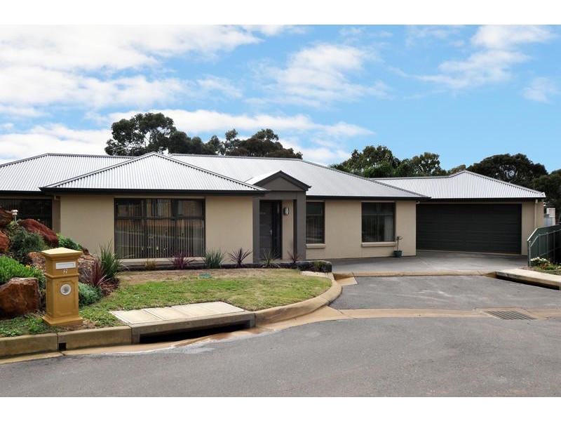 2 Marin Court, Aberfoyle Park SA 5159
