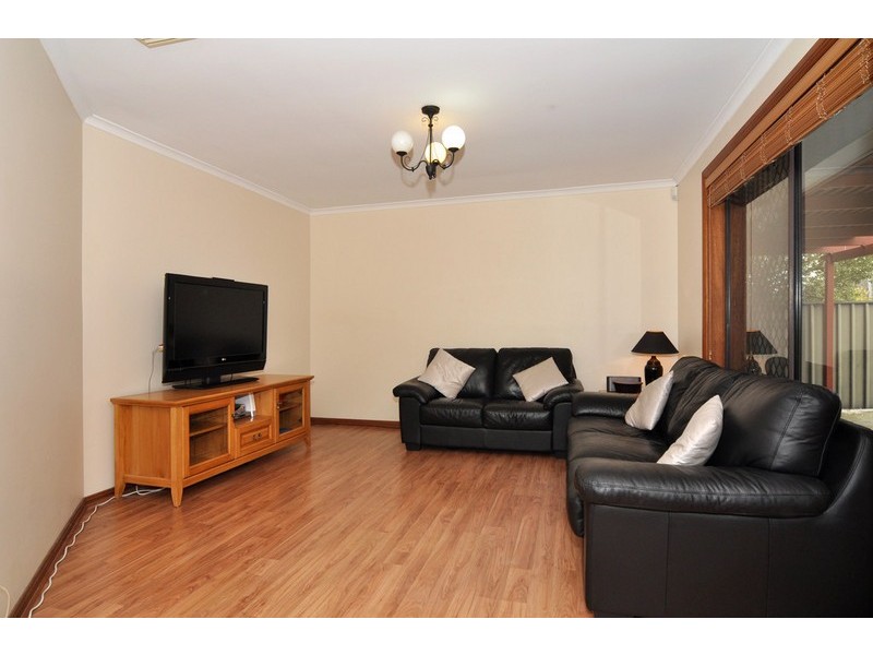 36 Torresan Crescent, Flagstaff Hill SA 5159