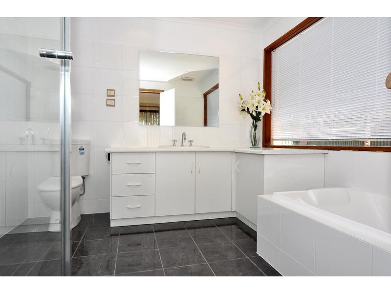 12 Lysander Place, Flagstaff Hill SA 5159