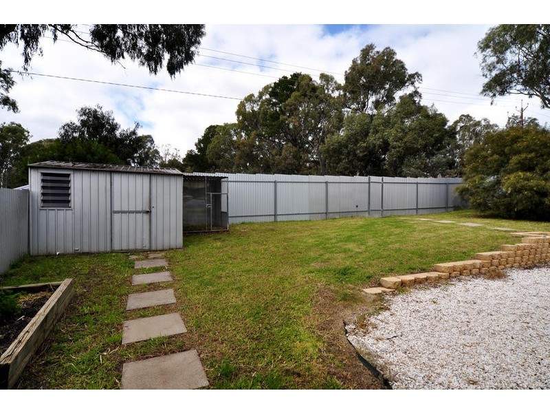 2 Brook Drive, Aberfoyle Park SA 5159