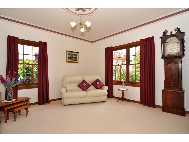 6 Pimelea Crescent, Flagstaff Hill SA 5159