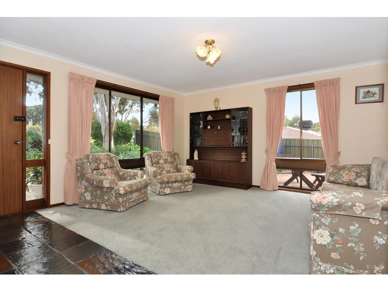 48 Summerford Road, Aberfoyle Park SA 5159