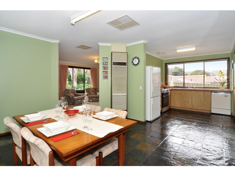 48 Summerford Road, Aberfoyle Park SA 5159