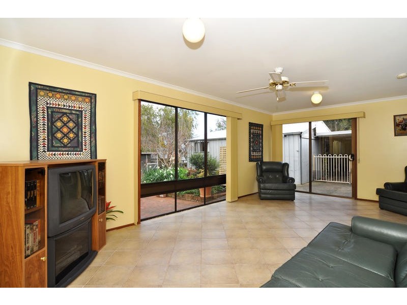 48 Summerford Road, Aberfoyle Park SA 5159