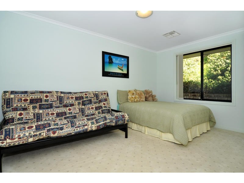 1 River Glen Place, Flagstaff Hill SA 5159