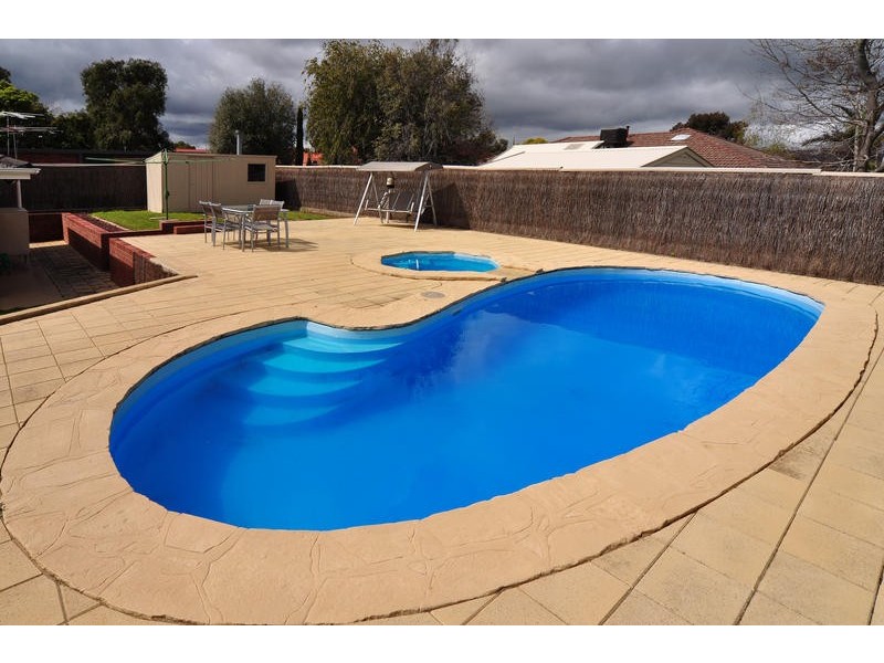 19 Justine Street, Flagstaff Hill SA 5159