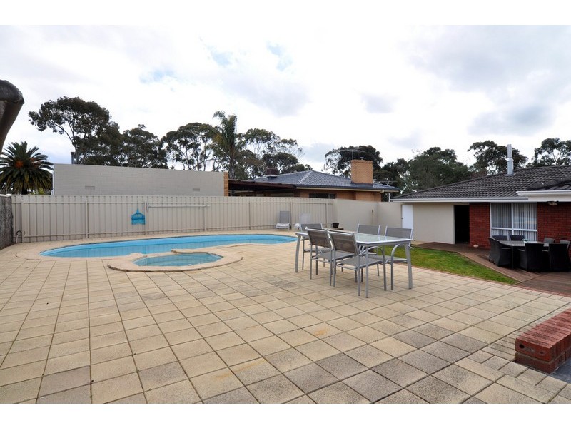 19 Justine Street, Flagstaff Hill SA 5159