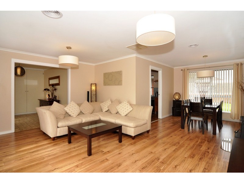 19 Justine Street, Flagstaff Hill SA 5159