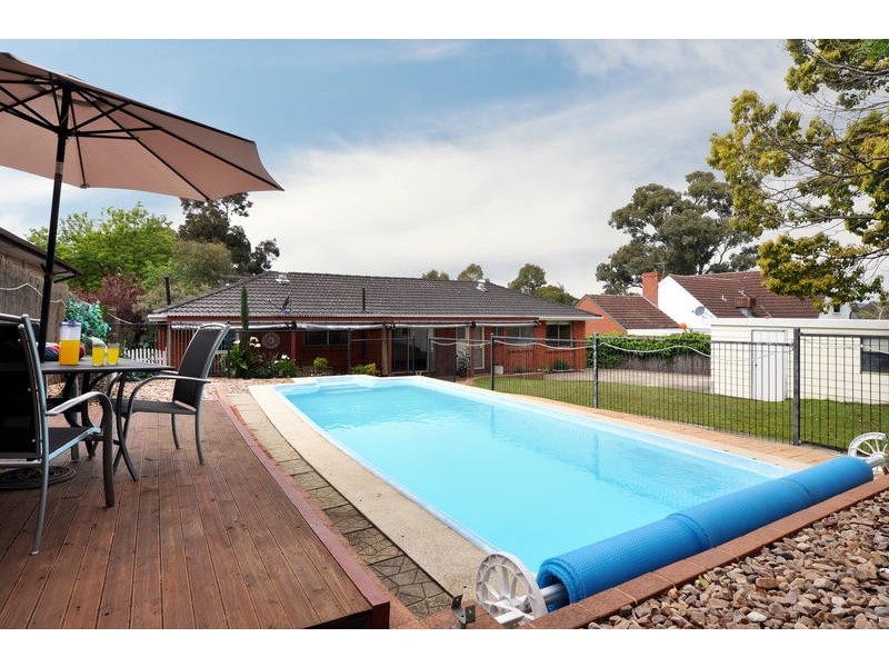 8 Ridgway Drive, Flagstaff Hill SA 5159