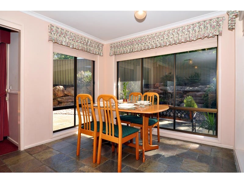 6 Woodland Grove, Aberfoyle Park SA 5159