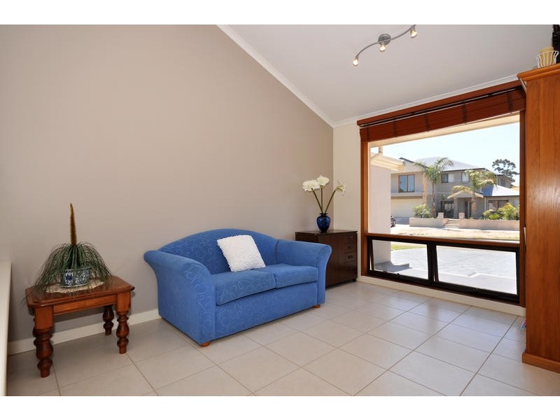 86 Fairlie Drive, Flagstaff Hill SA 5159