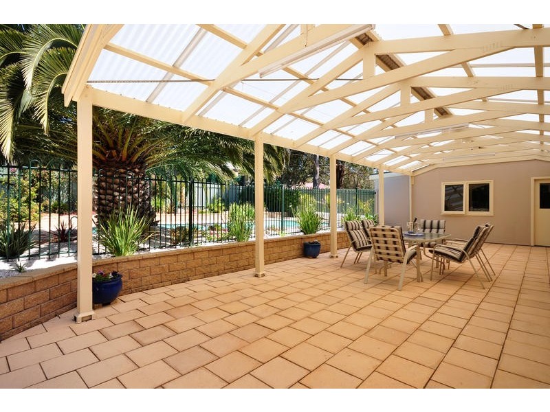 86 Fairlie Drive, Flagstaff Hill SA 5159