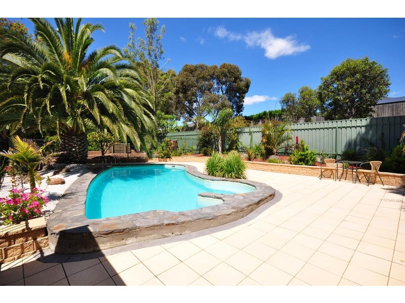 86 Fairlie Drive, Flagstaff Hill SA 5159