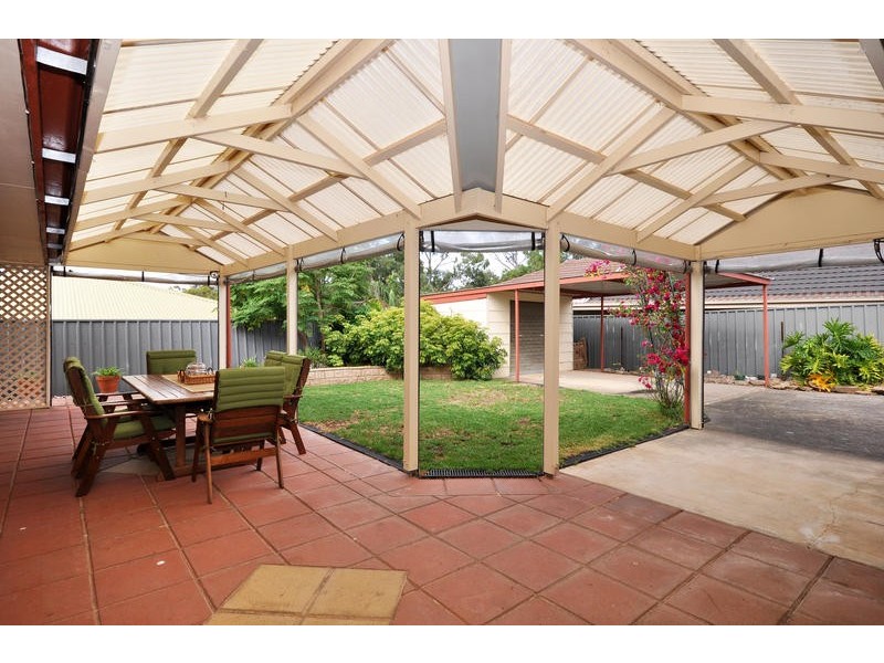 90 Fraser Avenue, Happy Valley SA 5159