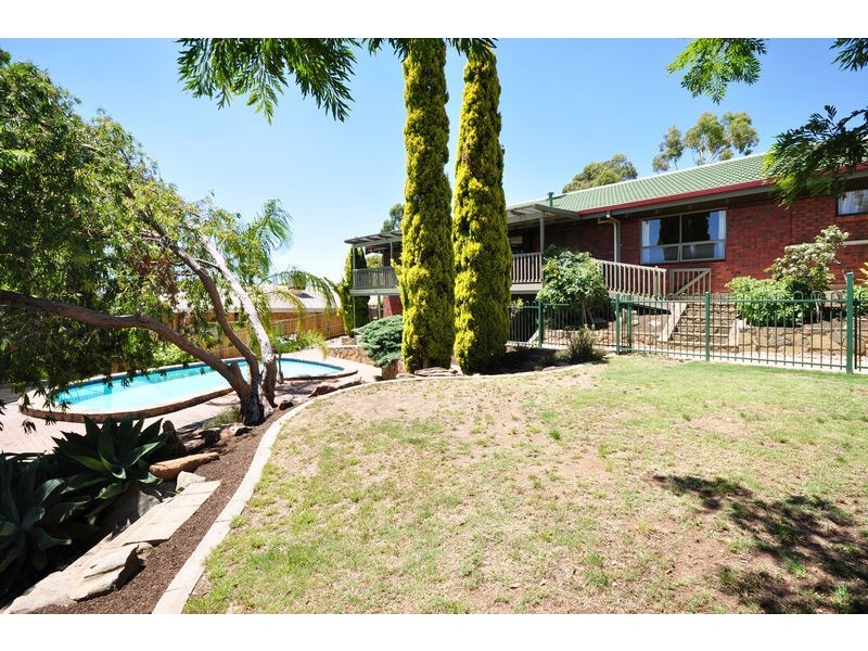 10 Vincent Boulevard, Flagstaff Hill SA 5159