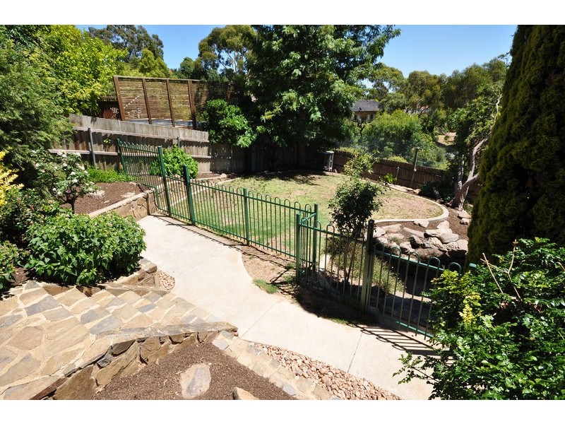 10 Vincent Boulevard, Flagstaff Hill SA 5159