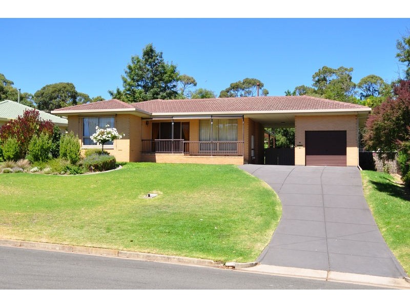 92 Ridgway Drive, Flagstaff Hill SA 5159