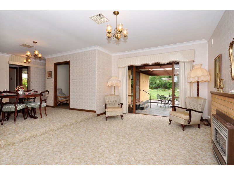 92 Ridgway Drive, Flagstaff Hill SA 5159