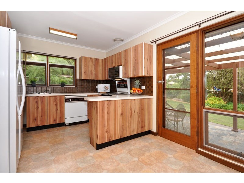 92 Ridgway Drive, Flagstaff Hill SA 5159