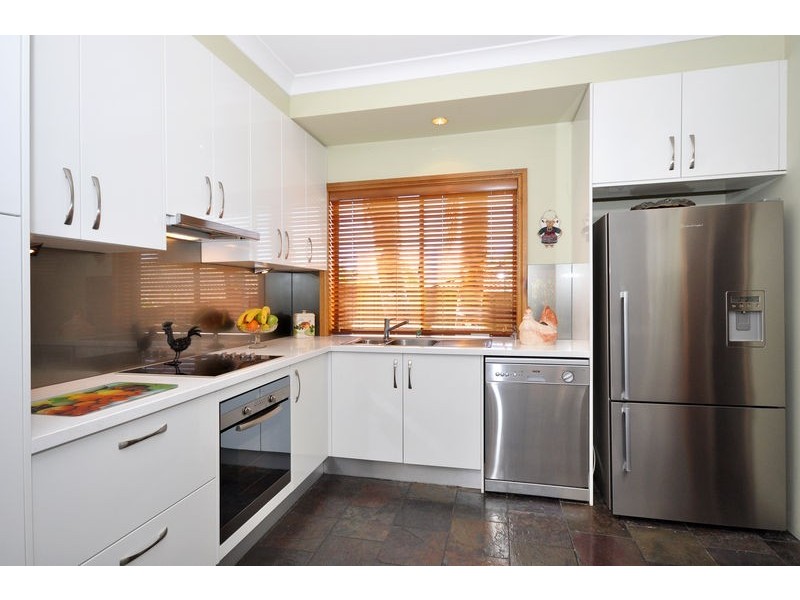 5 Brookside Walk, Aberfoyle Park SA 5159