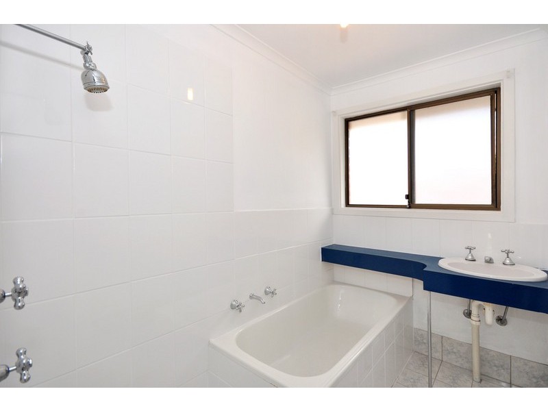 11 Dalpura Grove, Aberfoyle Park SA 5159