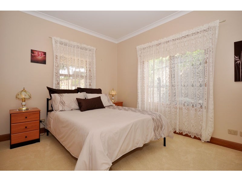2 Heron Place, Flagstaff Hill SA 5159