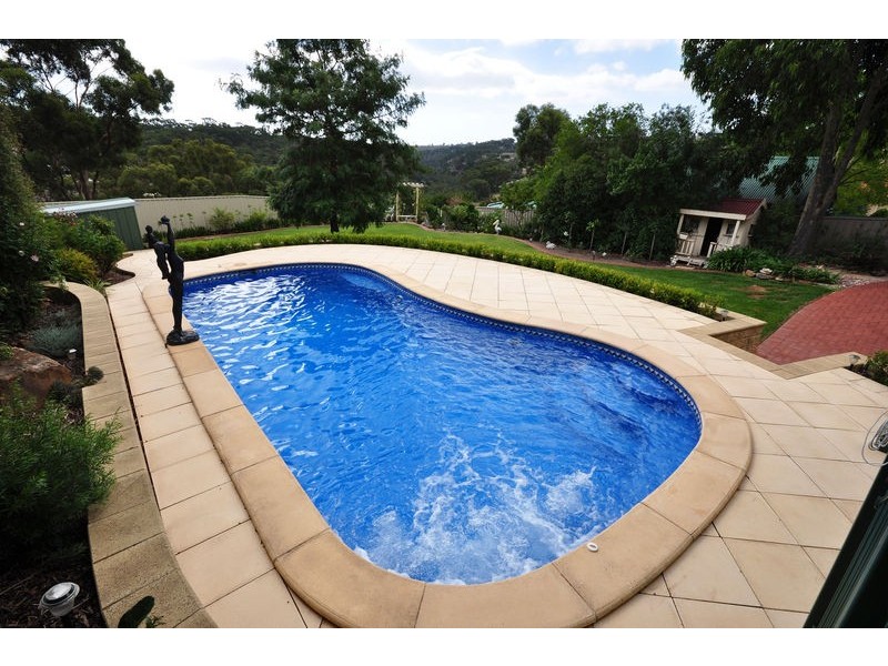 2 Heron Place, Flagstaff Hill SA 5159