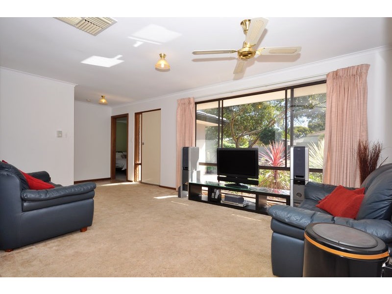 4 Ivy Street, Aberfoyle Park SA 5159