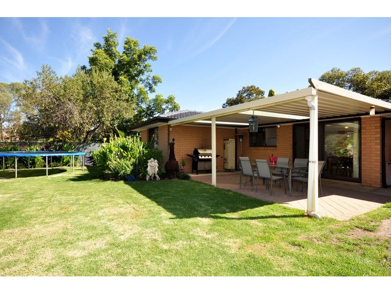 4 Ivy Street, Aberfoyle Park SA 5159