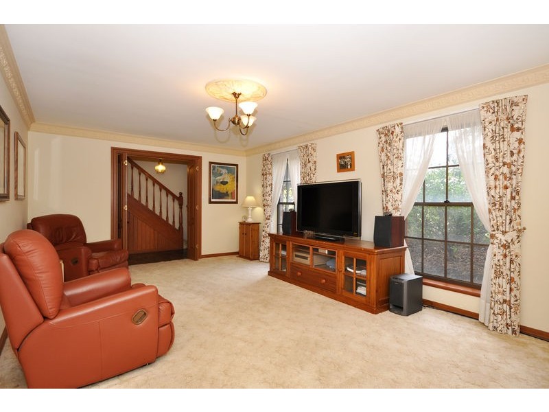 7 Dumphries Street, Flagstaff Hill SA 5159