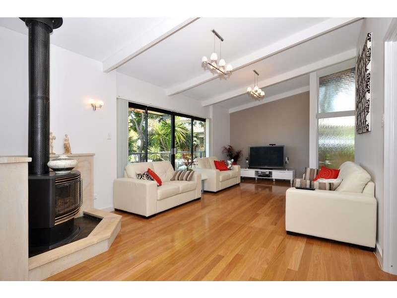 16 Nightingale Crescent, O’halloran Hill SA 5158