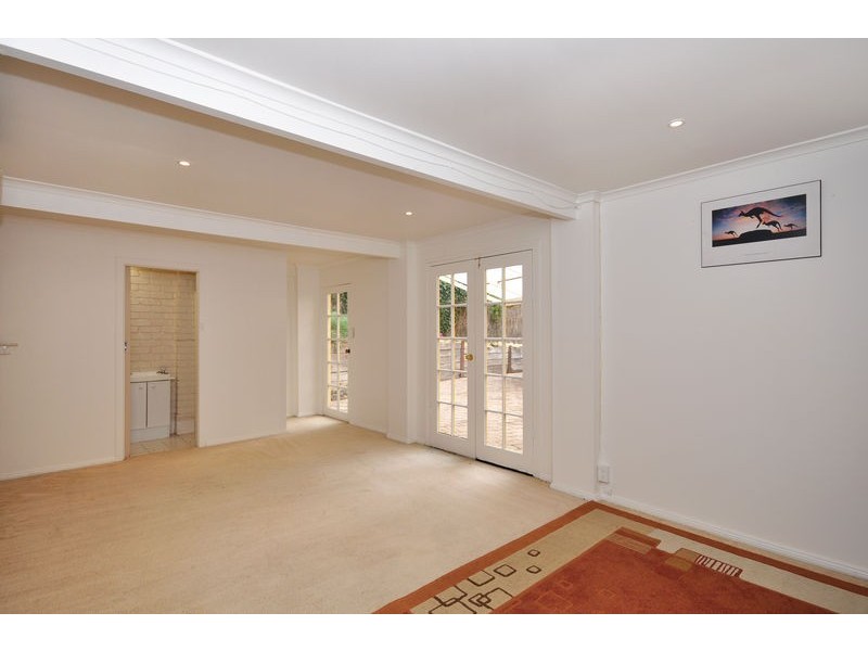 6 Horseshoe Drive, Aberfoyle Park SA 5159
