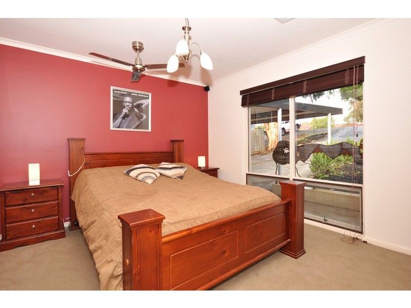 93 Black Road, Flagstaff Hill SA 5159