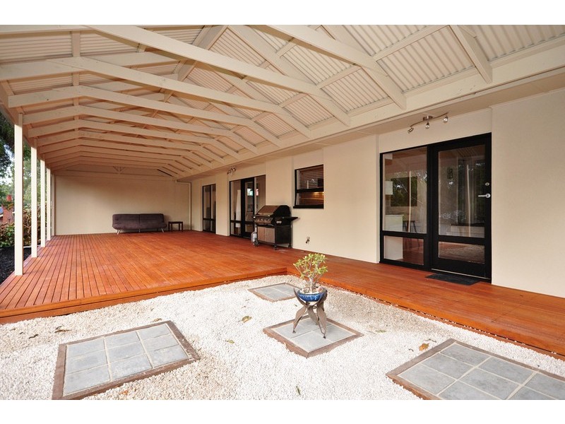 93 Black Road, Flagstaff Hill SA 5159