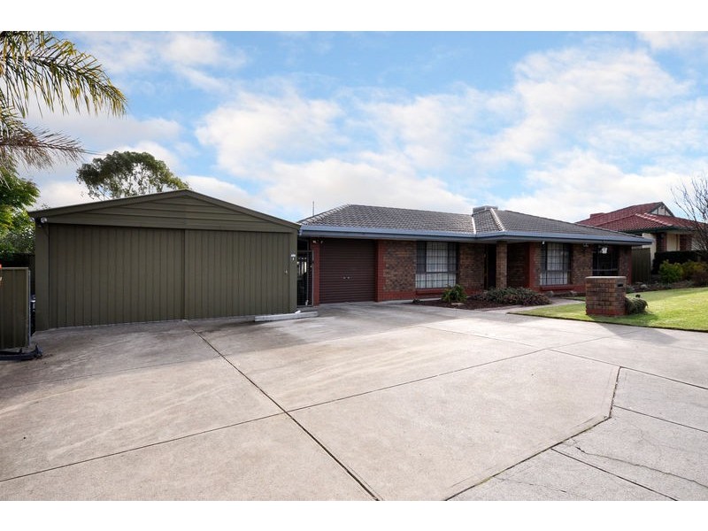 18 Cosgrove Crescent, Old Reynella SA 5161