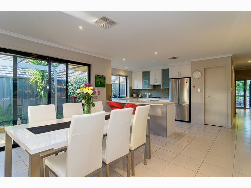 19 Acacia Grove, Flagstaff Hill SA 5159