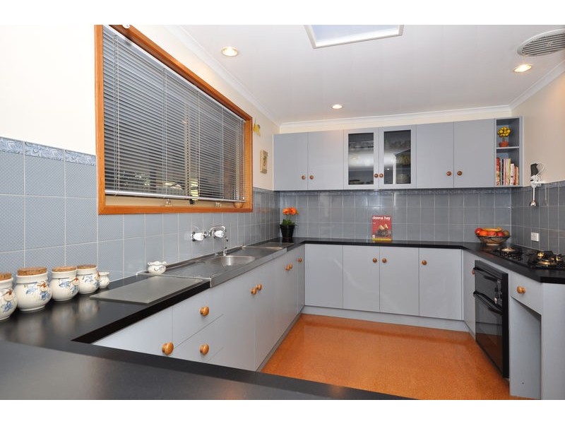 5 Petrel Court, Flagstaff Hill SA 5159