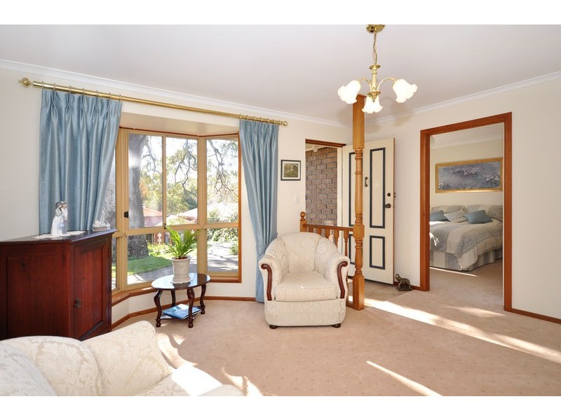 5 Petrel Court, Flagstaff Hill SA 5159