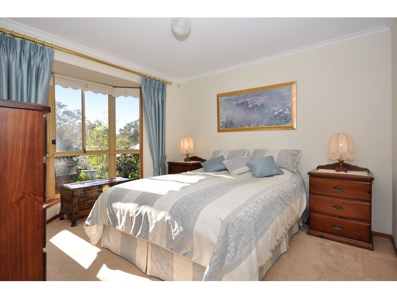 5 Petrel Court, Flagstaff Hill SA 5159