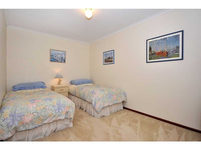 5 Petrel Court, Flagstaff Hill SA 5159