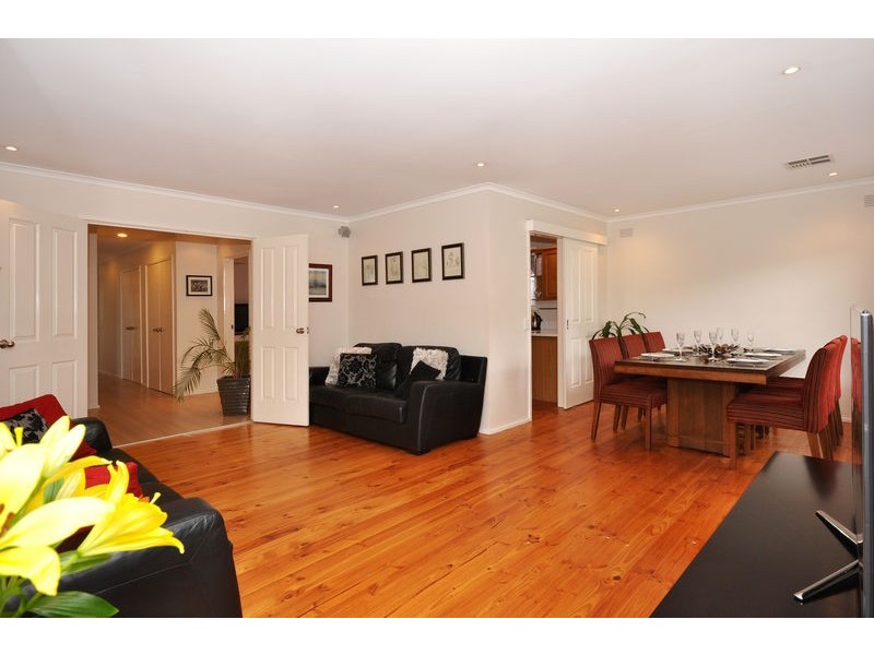 22 Caroline Street, Flagstaff Hill SA 5159