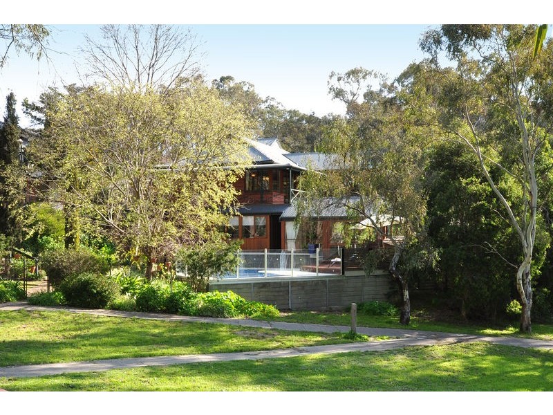 16 Cormorant Avenue, Flagstaff Hill SA 5159