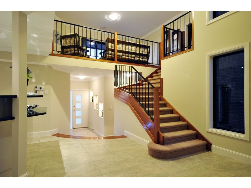 1 Kevin Court, Happy Valley SA 5159