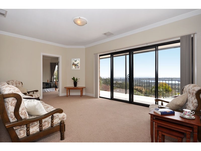 1 Kevin Court, Happy Valley SA 5159