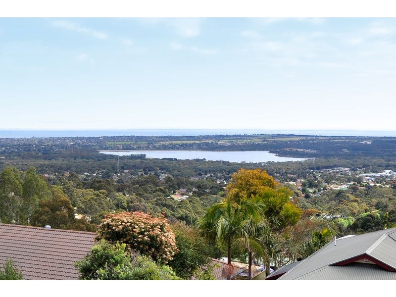 1 Kevin Court, Happy Valley SA 5159