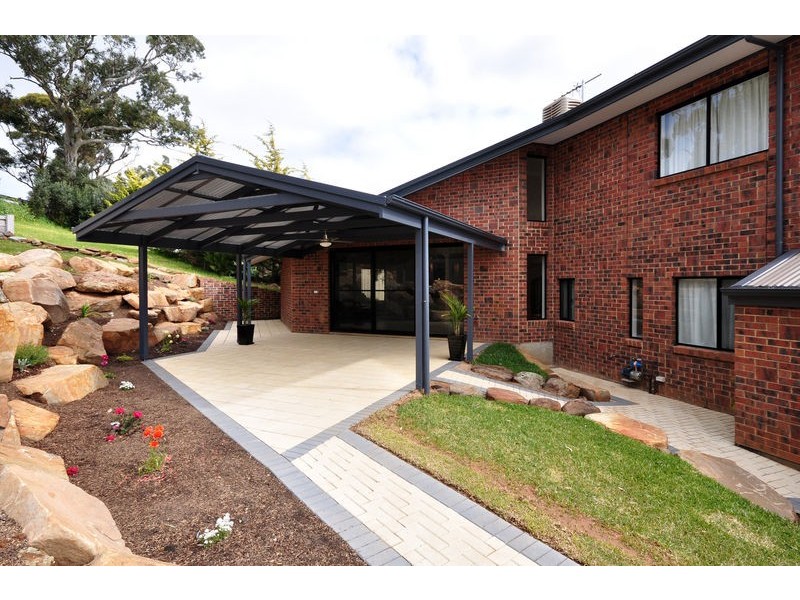 1 Kevin Court, Happy Valley SA 5159