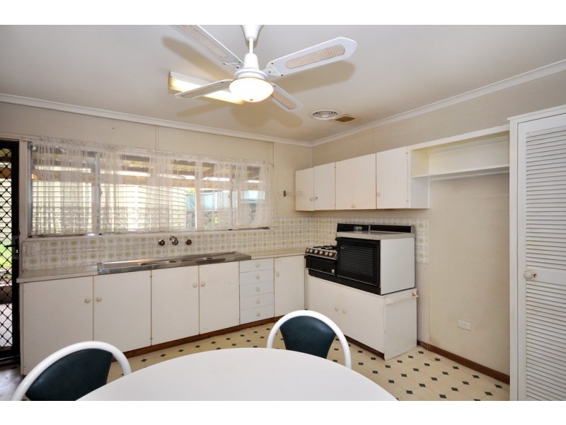 201 Black Road, Flagstaff Hill SA 5159