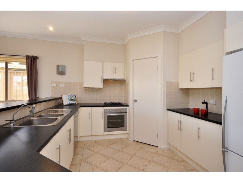 64 Glenthorn Crescent, O’halloran Hill SA 5158