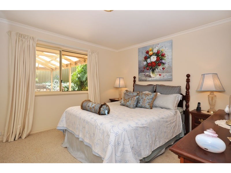 41 Forest Drive, Happy Valley SA 5159